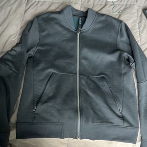 Men’s Lululemon jacket